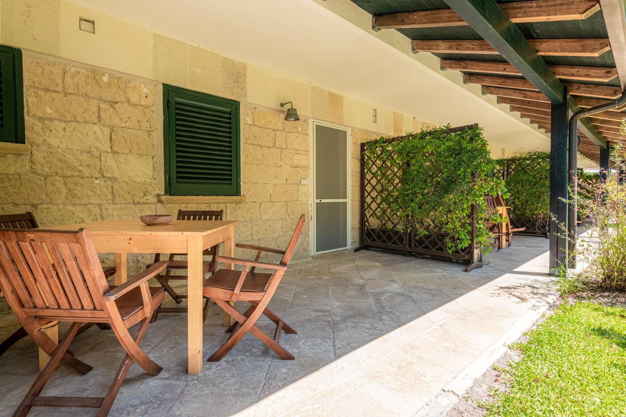 Bio Agriturismo Salos Alimini Exterior photo